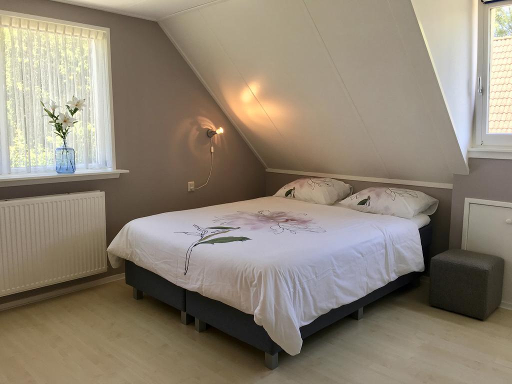 Zuid-Scharwoude Bed And Breakfast De Lijster מראה חיצוני תמונה