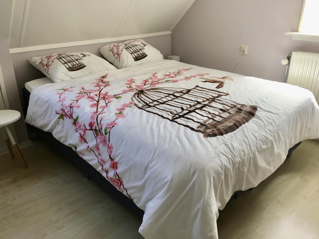 Zuid-Scharwoude Bed And Breakfast De Lijster מראה חיצוני תמונה
